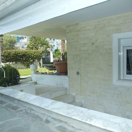 A Majestic Elegant House With A Garden Daire Peraía Dış mekan fotoğraf