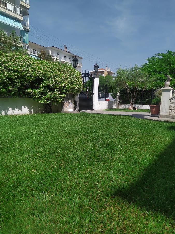 A Majestic Elegant House With A Garden Daire Peraía Dış mekan fotoğraf